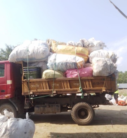 Processed/segregated recyclable dry waste being outsourced to authorised vendor through municipal vehicle